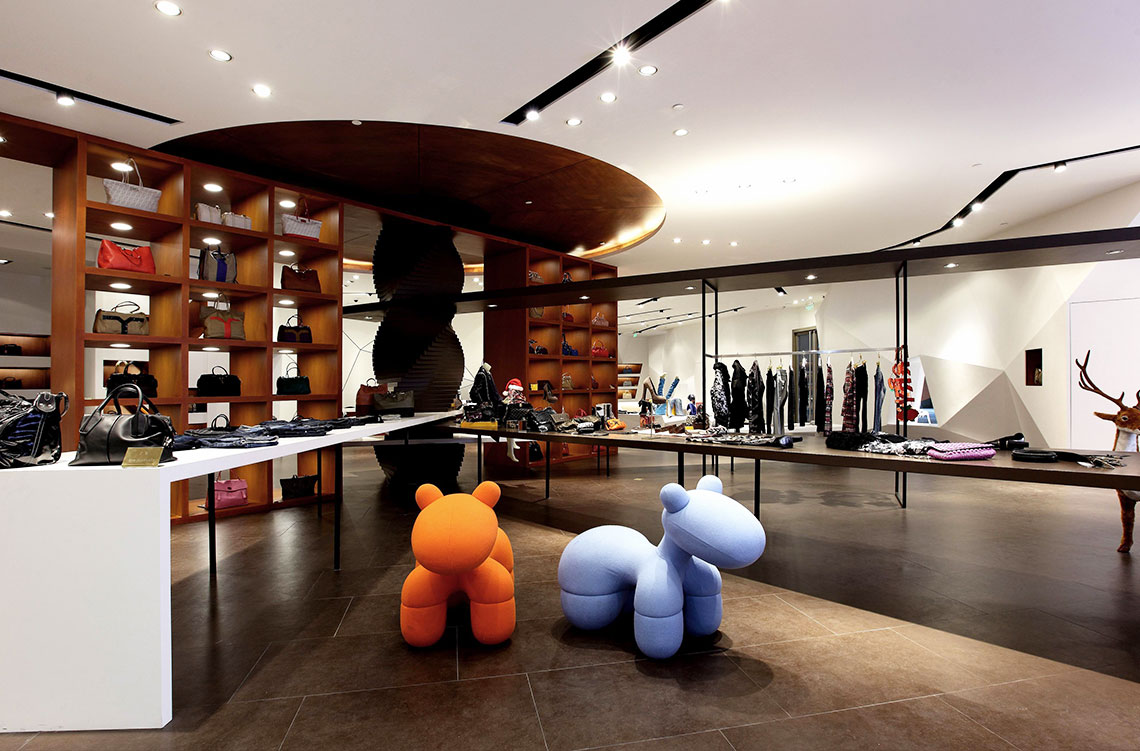 成都商場奢侈品門店應(yīng)該怎么裝修呢？